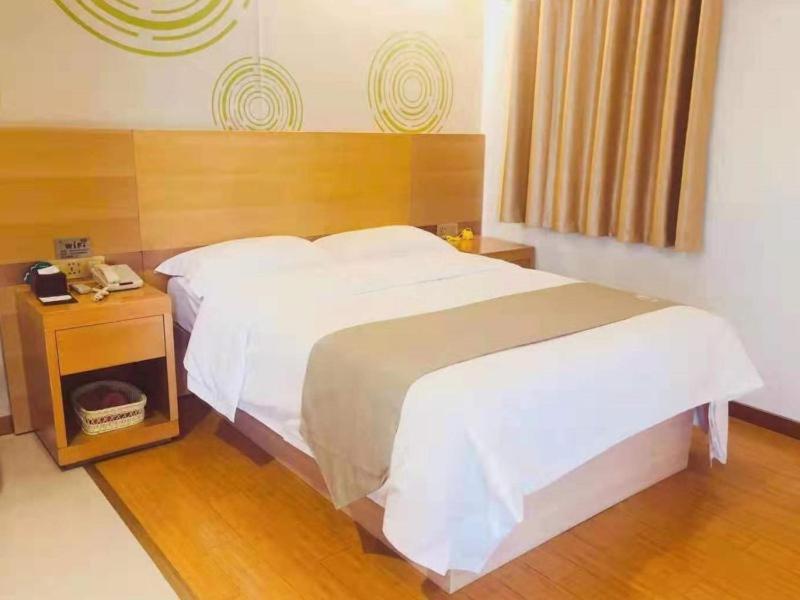 Greentree Inn Jiangxi Fuzhou Gandong Bridge Express Hotel Esterno foto