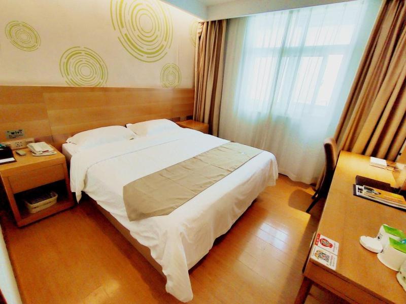 Greentree Inn Jiangxi Fuzhou Gandong Bridge Express Hotel Esterno foto