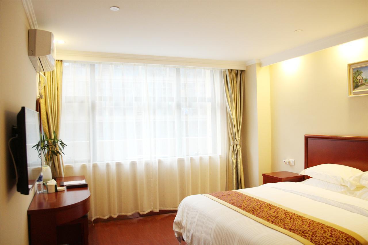Greentree Inn Jiangxi Fuzhou Gandong Bridge Express Hotel Esterno foto