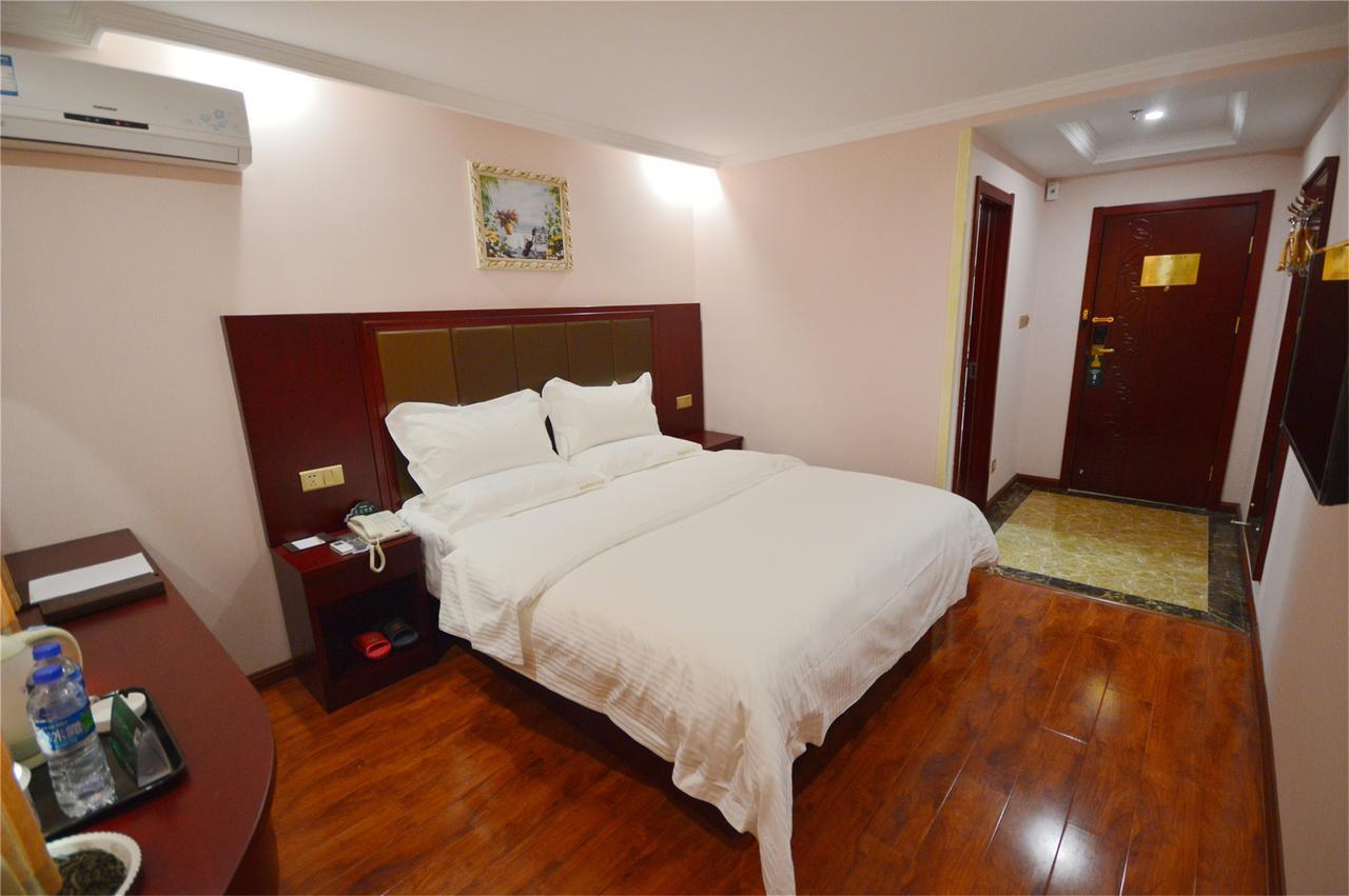 Greentree Inn Jiangxi Fuzhou Gandong Bridge Express Hotel Esterno foto