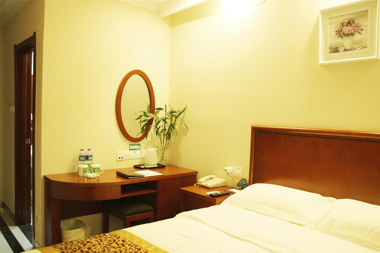 Greentree Inn Jiangxi Fuzhou Gandong Bridge Express Hotel Esterno foto