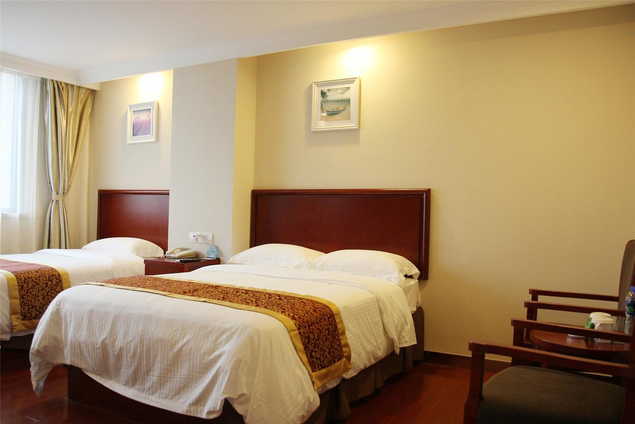 Greentree Inn Jiangxi Fuzhou Gandong Bridge Express Hotel Esterno foto